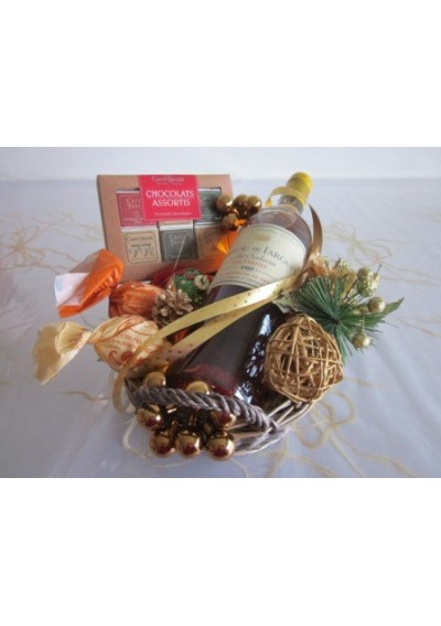 christmas gift basket golden