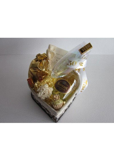 wedding anniversary gift basket