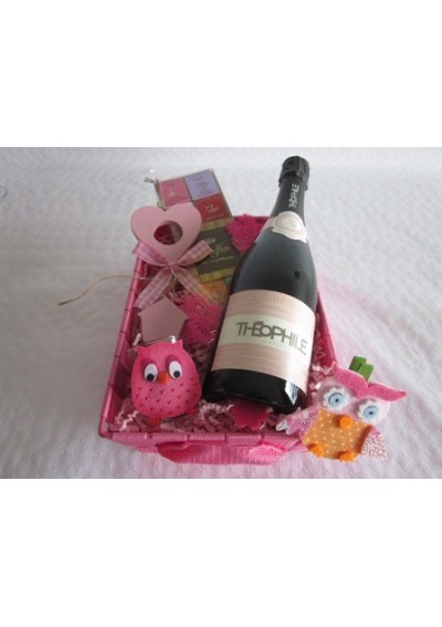 Pink Gourmandise Gift Basket