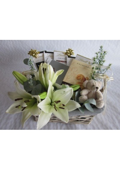 Bouquet of flowers - non-alcoholic gift basket