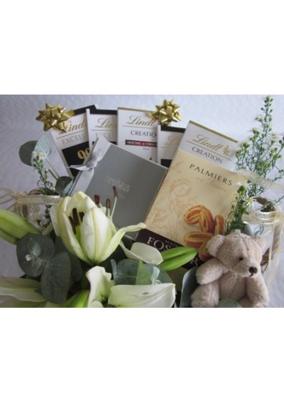 Bouquet of flowers - non-alcoholic gift basket