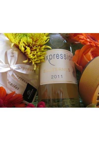 Gift basket with great Sauternes and flowers