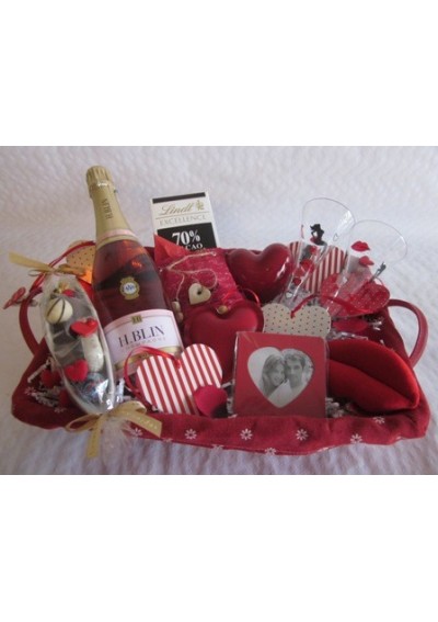 Champagne birthday gift basket