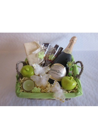 Green apple gift basket.