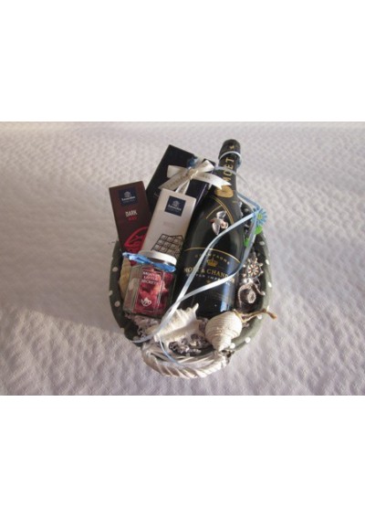 Crystalline gift basket.