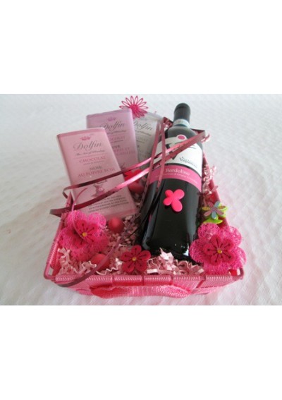 Wine gift basket 