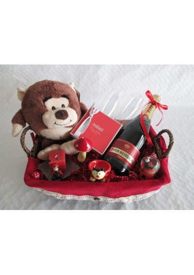 Birth basket - teddy bear