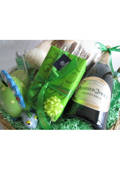 birth gift basket - Perrier-Jouêt champagne