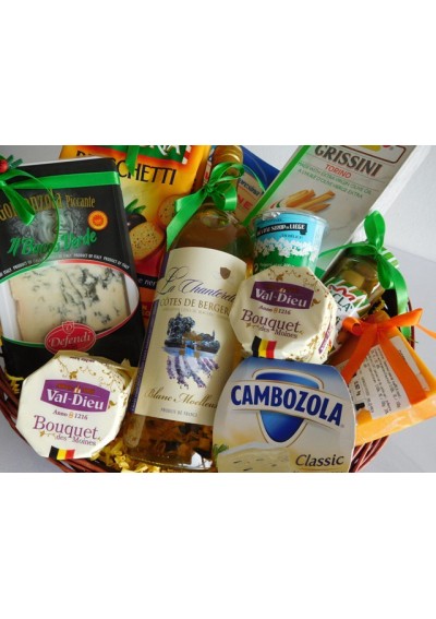 greedy cheese gift basket