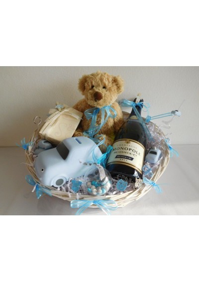 Birth gift basket