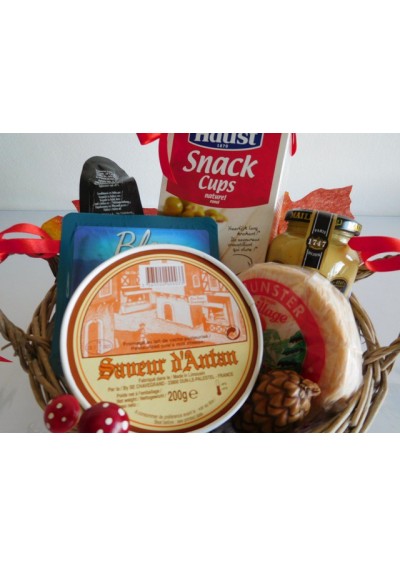 Soft cheese gift basket