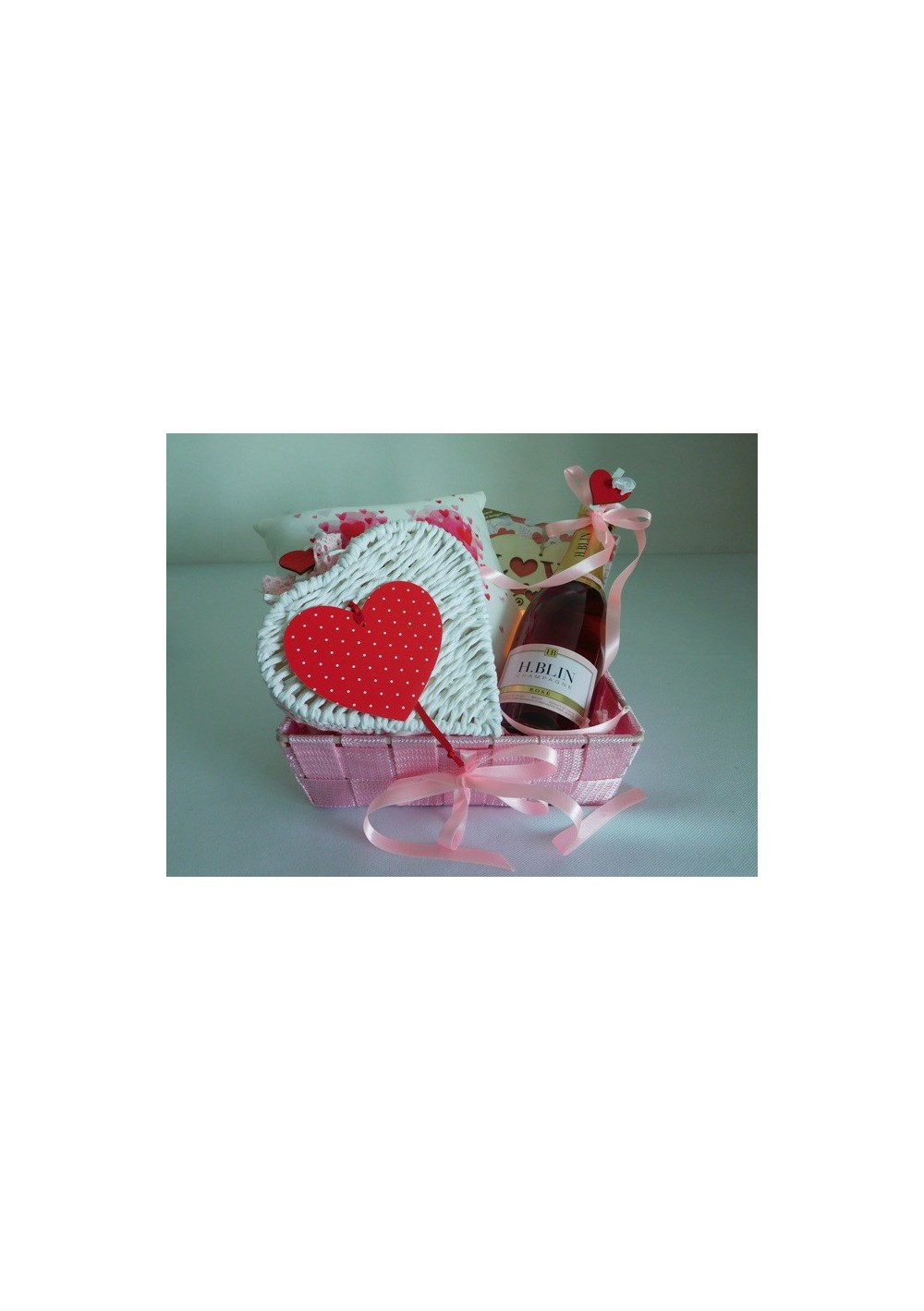 Valentine's Day 2017 gift basket love