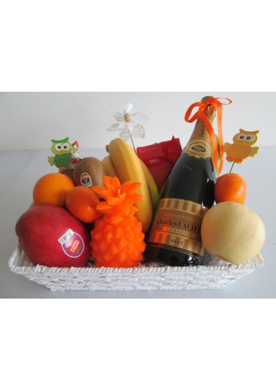 Fruit basket