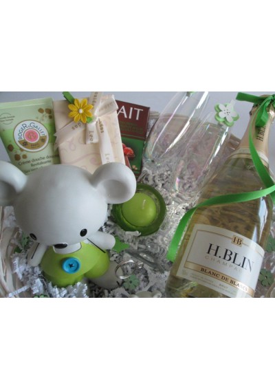 birth gift basket