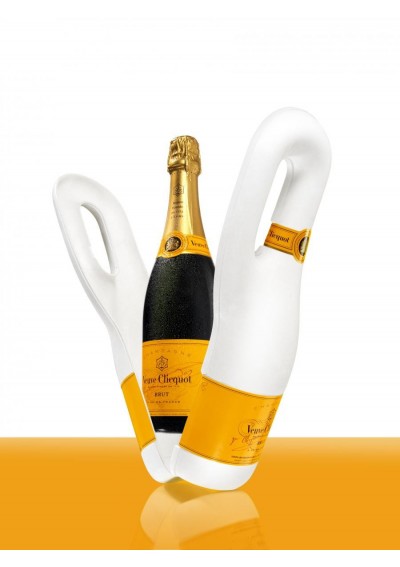 Naturally Clicquot - Champagne Veuve Clicquot Brut (75cl)