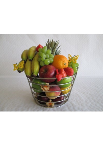 Organic fresh fruit baskets