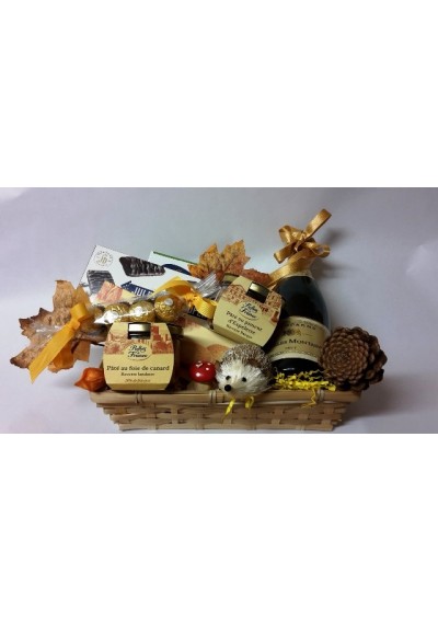 Gourmet gift basket
