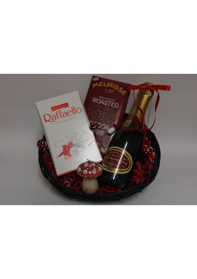 Christmas Basket "De Cazanove" & Chocolates
