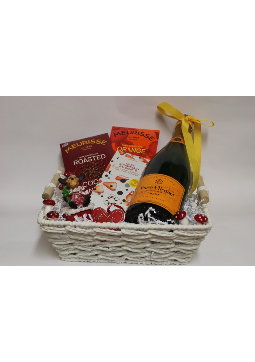 Panier cadeau "Veuve clicquot" & Chocolats