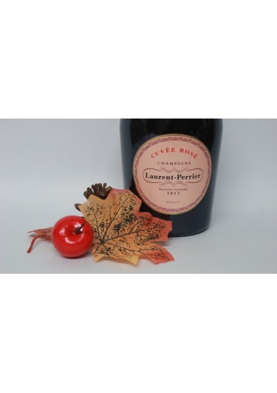 Gift Box Laurent Perrier Rosé (75cl) + 4 champagne glasses